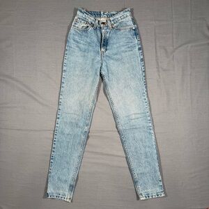 Vintage Levis 512 Jeans Women's Slim Fit Tapered Leg 90s